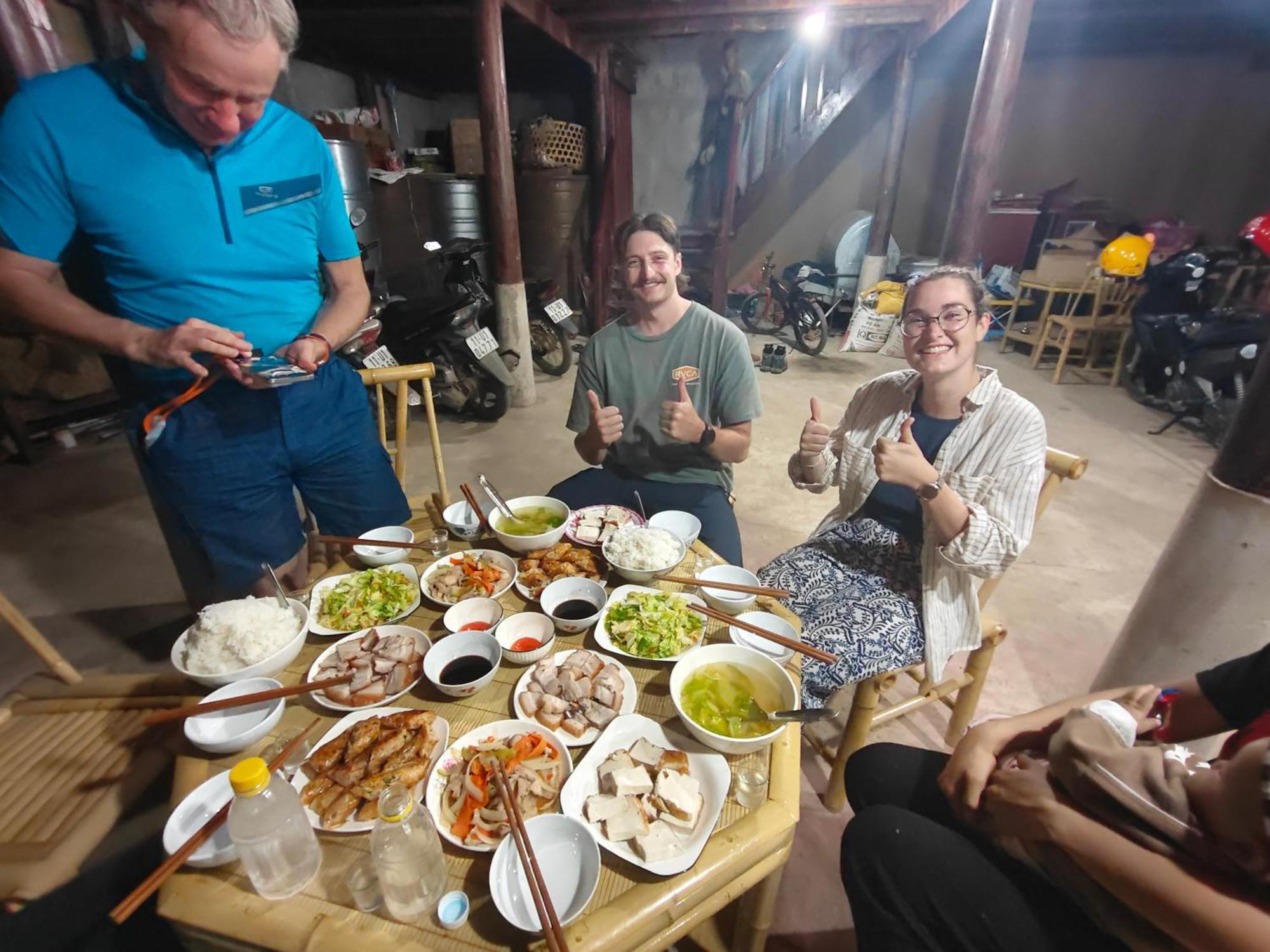 Nung An Homestay Quang Uyen Εξωτερικό φωτογραφία