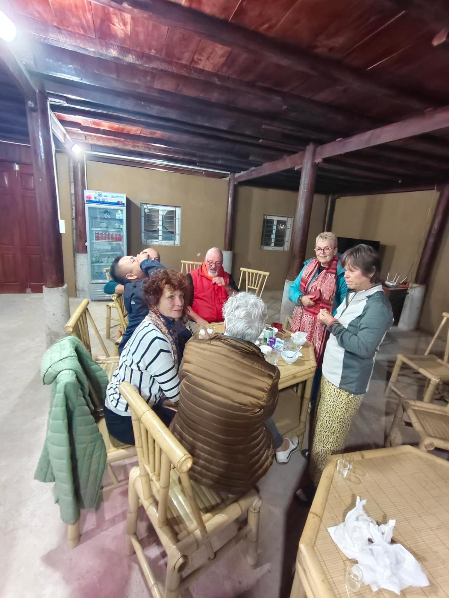 Nung An Homestay Quang Uyen Εξωτερικό φωτογραφία